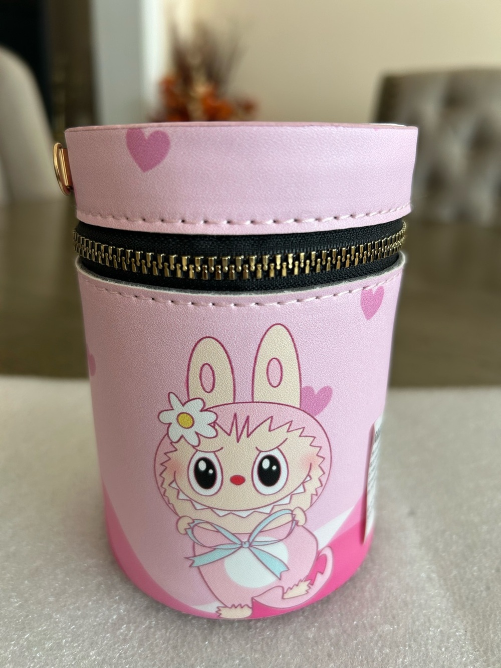 Bag with 24 lip glos